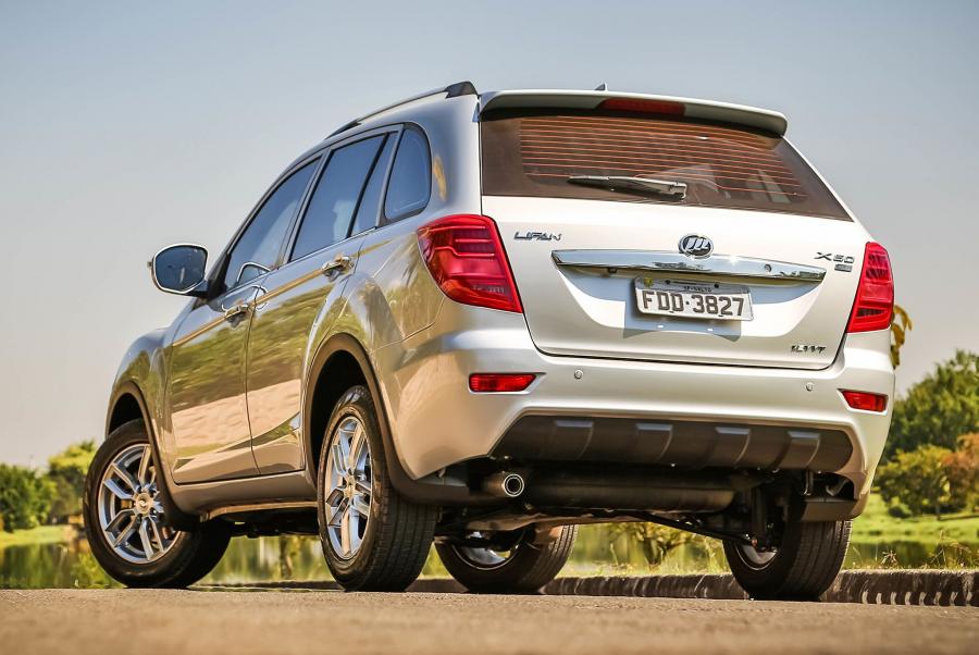  Lifan X60 2015 года  (BR) (фото 14 из 19)